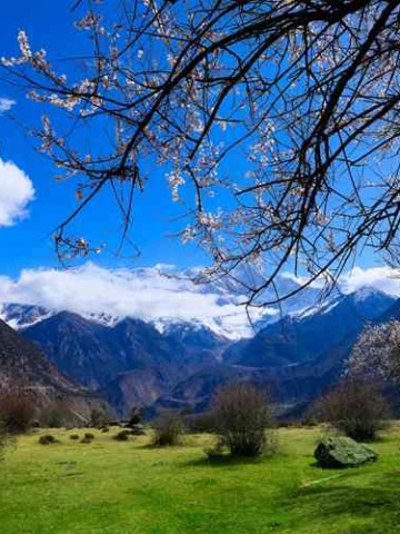 穿越震后岁月，成都至九寨沟的坎坷之旅
